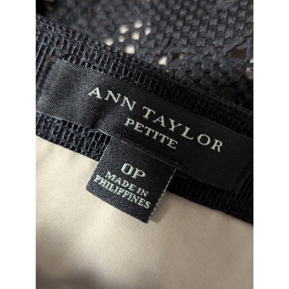 NWT! ANN TAYLOR PETITE! BLACK MACRAME LACE OVER NUDE TAN FLARED MINI SKIRT!SZ 0P - Picture 4 of 7